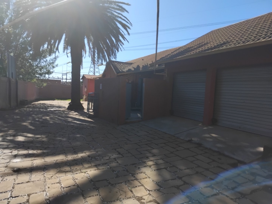 4 Bedroom Property for Sale in Simmerfield Gauteng