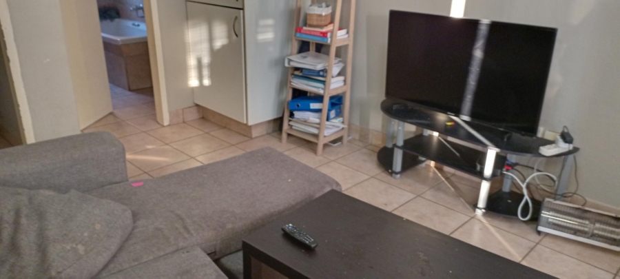 1 Bedroom Property for Sale in Pretoria West Gauteng