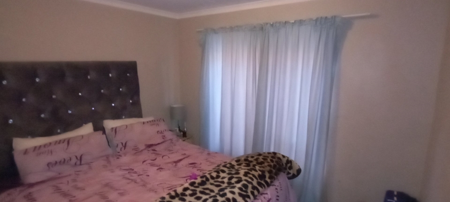 1 Bedroom Property for Sale in Pretoria West Gauteng