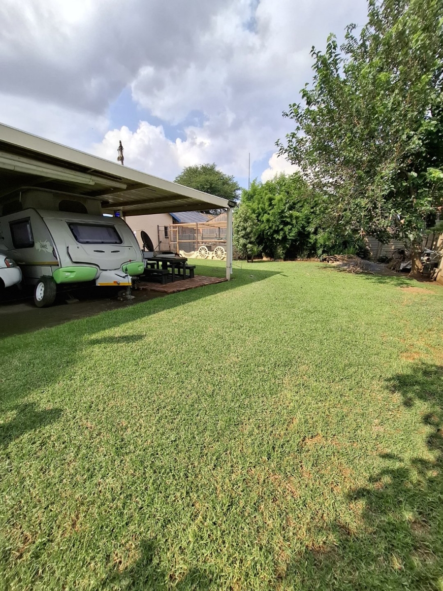 3 Bedroom Property for Sale in Vanderbijlpark SE 2 Gauteng