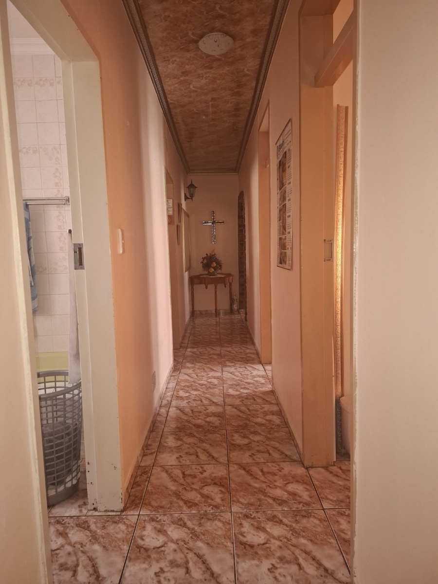 3 Bedroom Property for Sale in Vanderbijlpark SE 2 Gauteng