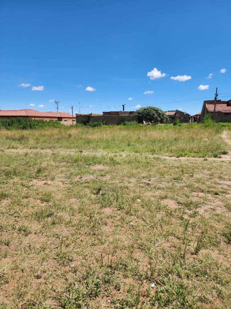  Bedroom Property for Sale in Duduza Gauteng