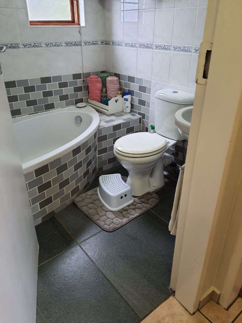 To Let 3 Bedroom Property for Rent in Fourways Gauteng