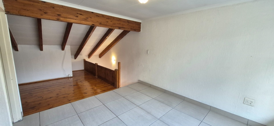 1 Bedroom Property for Sale in Ormonde Gauteng