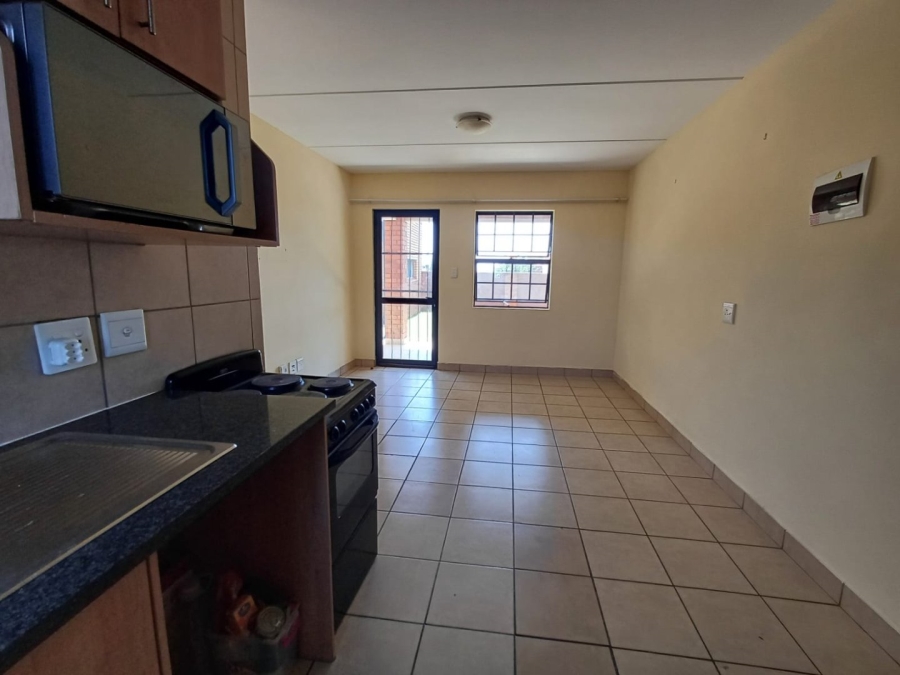 To Let 2 Bedroom Property for Rent in Chantelle Gauteng