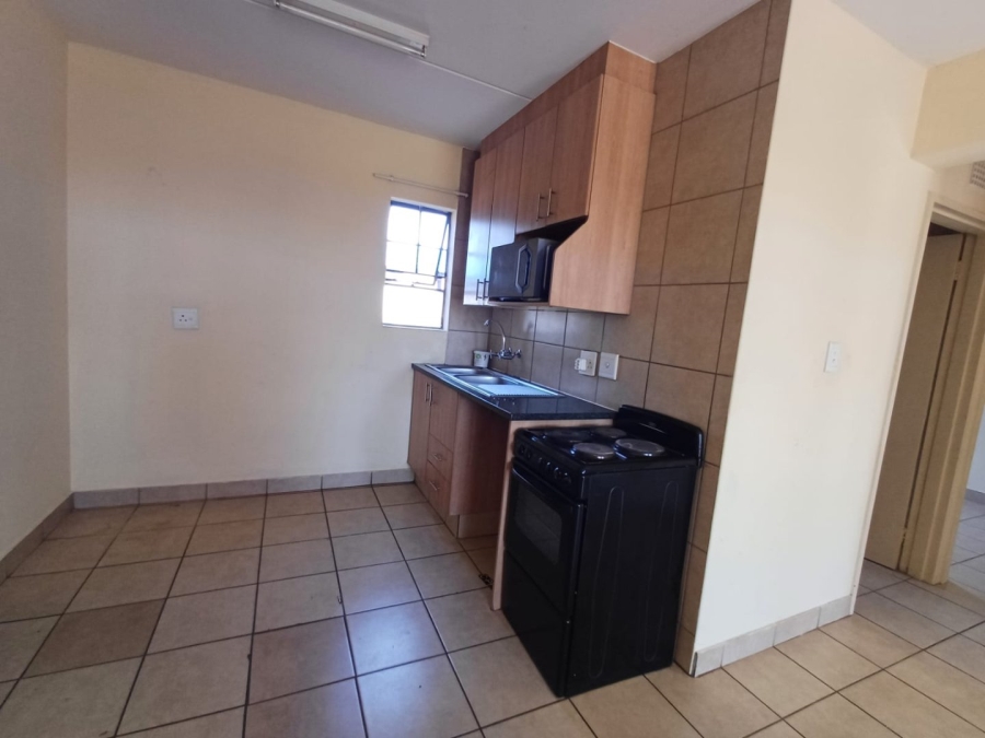 To Let 2 Bedroom Property for Rent in Chantelle Gauteng