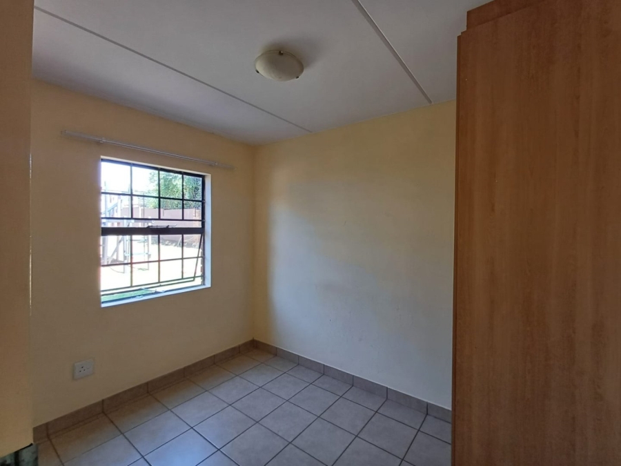 To Let 2 Bedroom Property for Rent in Chantelle Gauteng