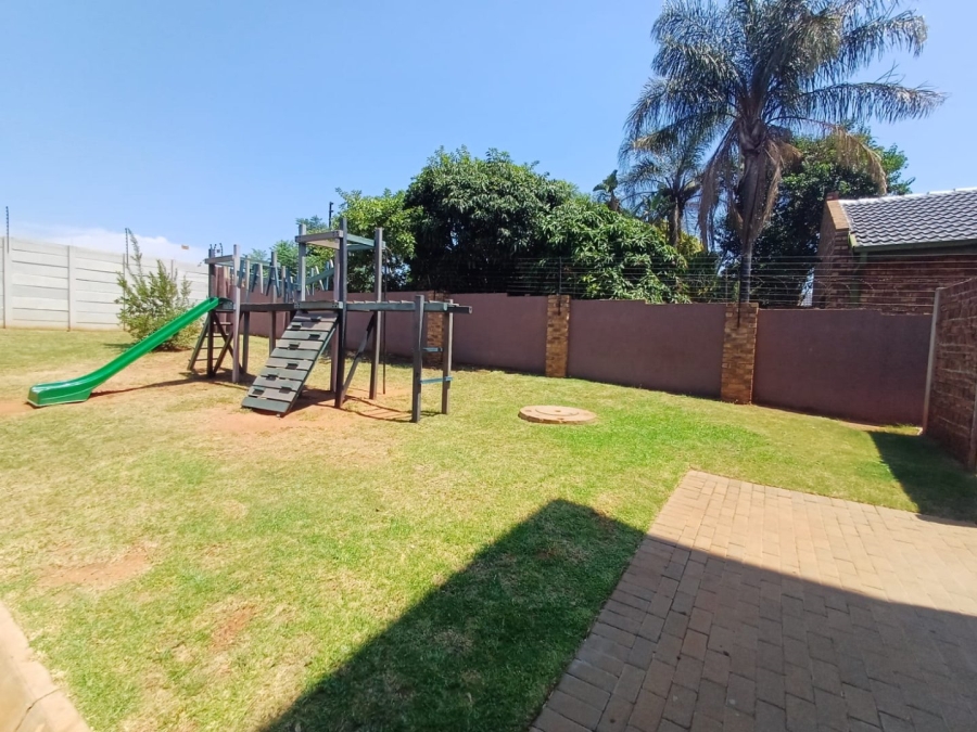 To Let 2 Bedroom Property for Rent in Chantelle Gauteng