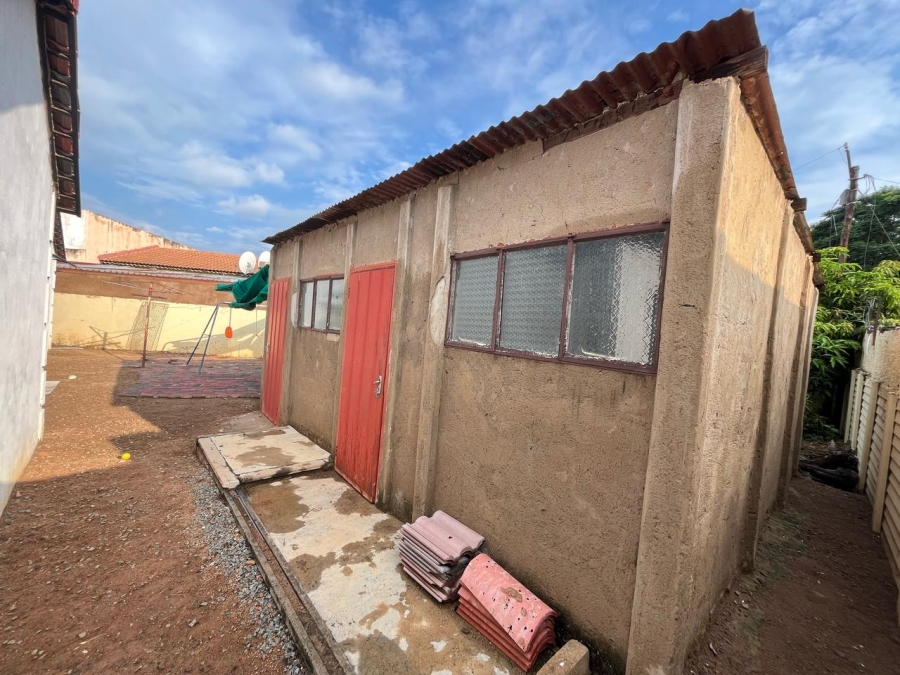 4 Bedroom Property for Sale in Soshanguve H Gauteng