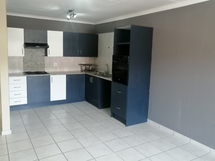 To Let 3 Bedroom Property for Rent in Elandshaven Gauteng