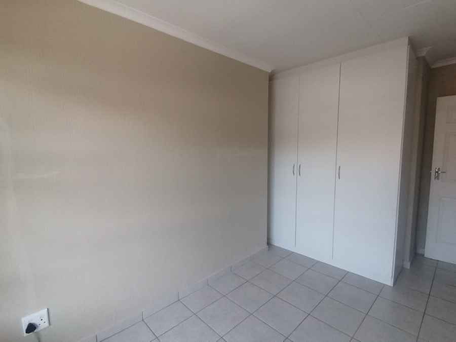 To Let 3 Bedroom Property for Rent in Elandshaven Gauteng