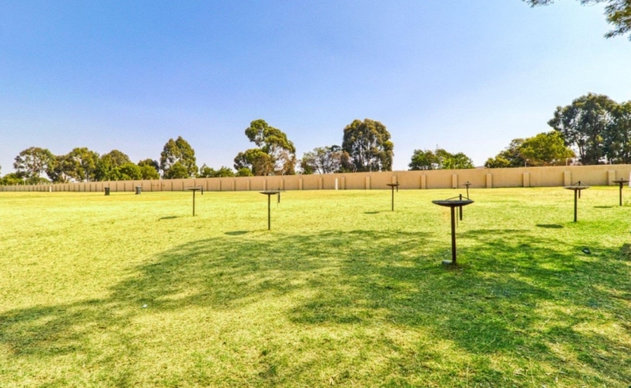 2 Bedroom Property for Sale in Ormonde View Gauteng