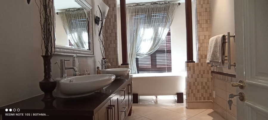 4 Bedroom Property for Sale in Vaal Marina Gauteng