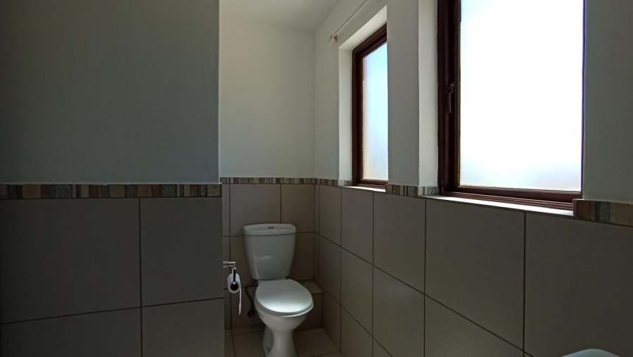 2 Bedroom Property for Sale in Vorna Valley Gauteng