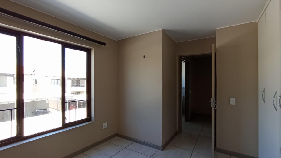 2 Bedroom Property for Sale in Vorna Valley Gauteng