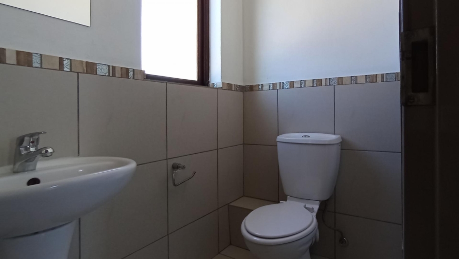 2 Bedroom Property for Sale in Vorna Valley Gauteng