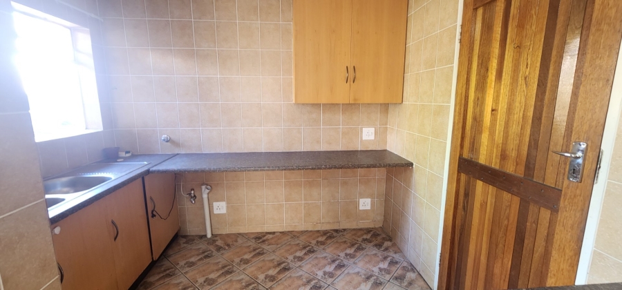 To Let 3 Bedroom Property for Rent in Amberfield Glen Gauteng