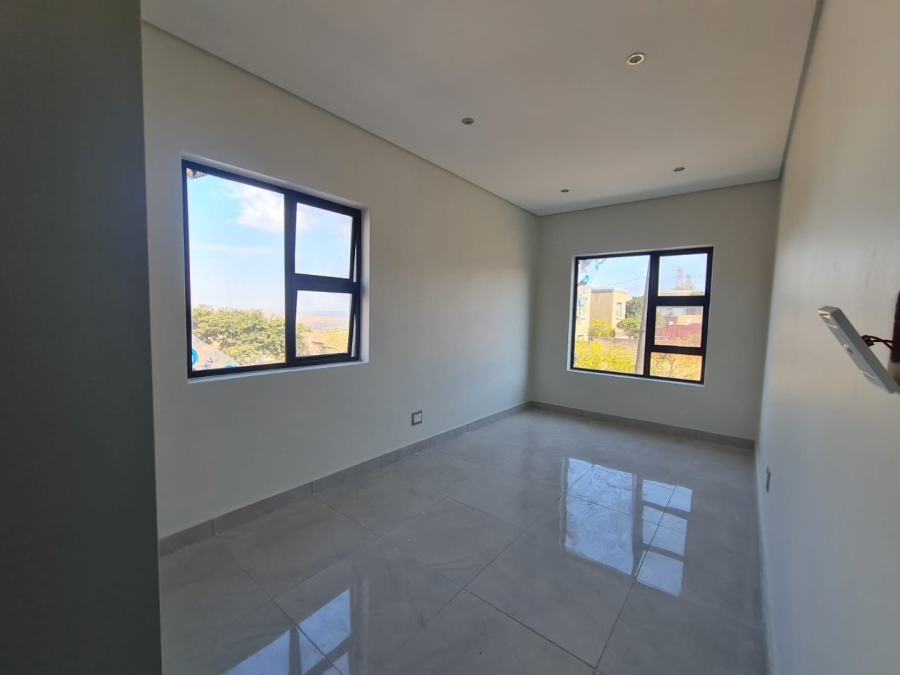 3 Bedroom Property for Sale in Erasmia Gauteng
