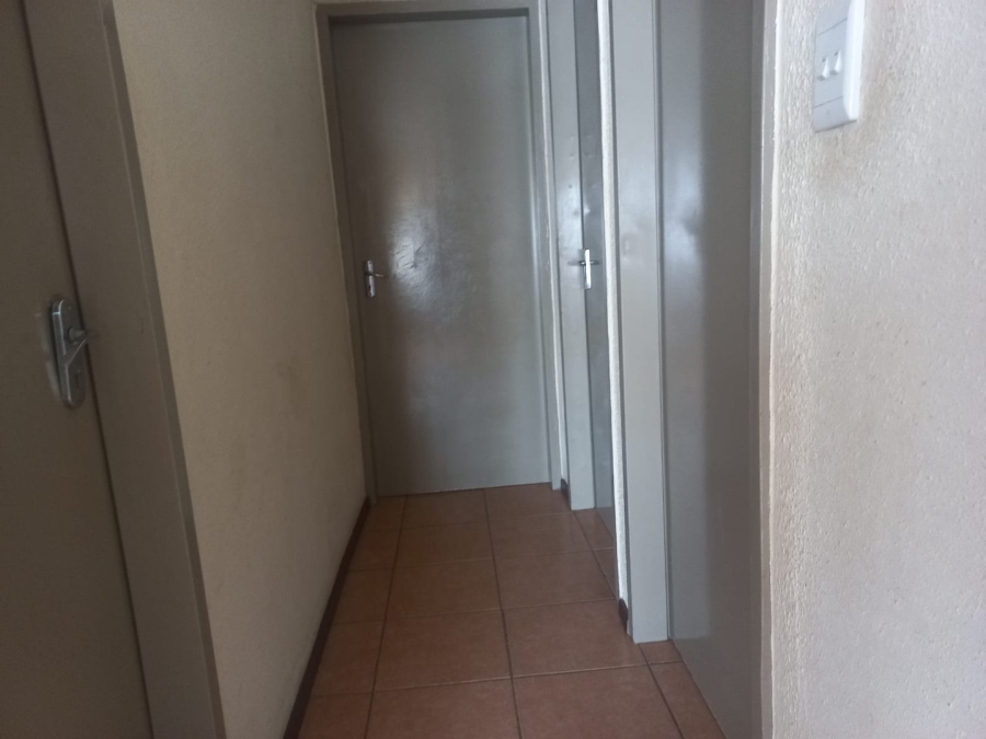 To Let 3 Bedroom Property for Rent in Lotus Gardens Gauteng