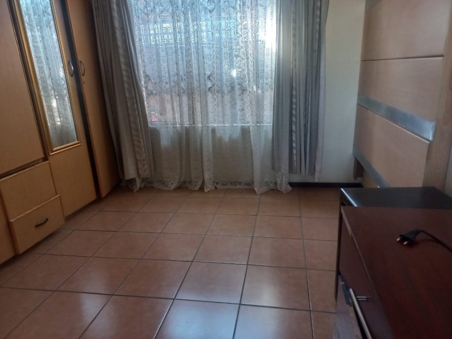 To Let 3 Bedroom Property for Rent in Lotus Gardens Gauteng