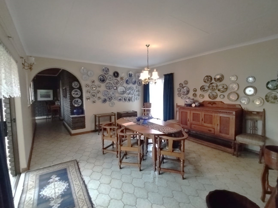 4 Bedroom Property for Sale in Meyerton Central Gauteng