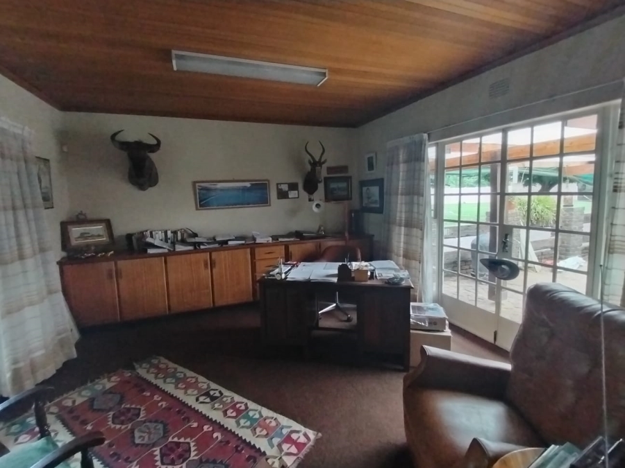4 Bedroom Property for Sale in Meyerton Central Gauteng