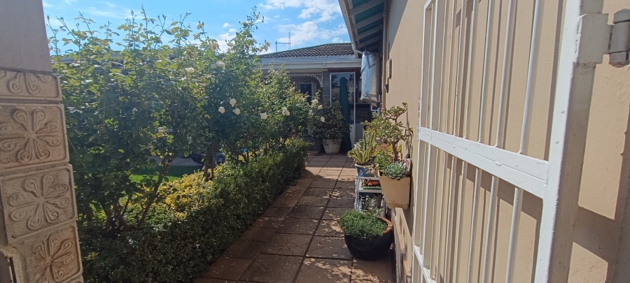 3 Bedroom Property for Sale in Dalview Gauteng