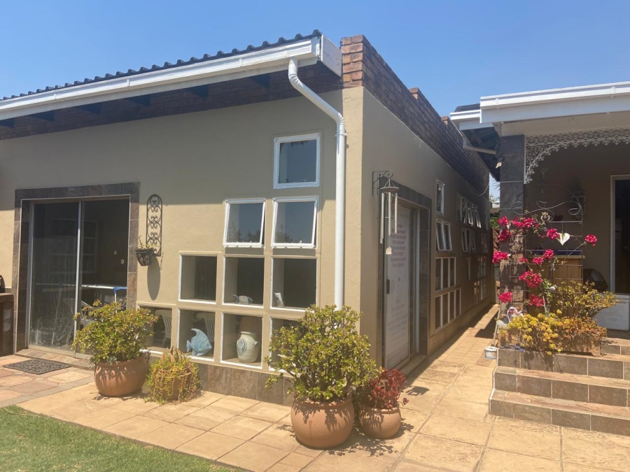 3 Bedroom Property for Sale in Dalview Gauteng