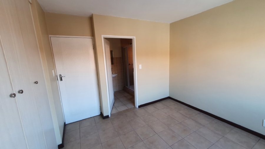3 Bedroom Property for Sale in Erand Gardens Gauteng