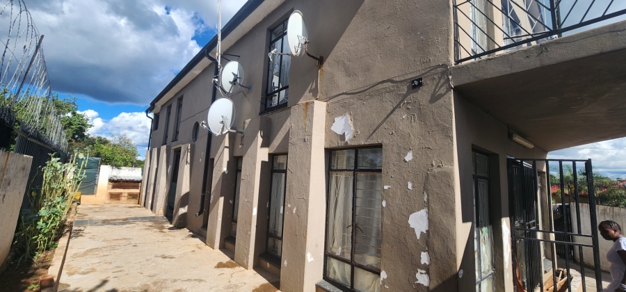 4 Bedroom Property for Sale in Laudium Gauteng