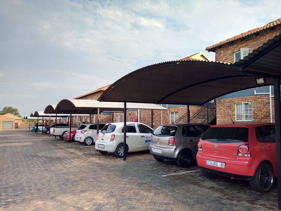 To Let 1 Bedroom Property for Rent in Andeon Gauteng