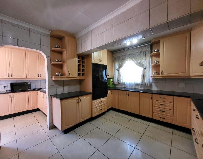 4 Bedroom Property for Sale in Country View Gauteng