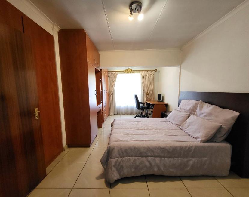 4 Bedroom Property for Sale in Country View Gauteng