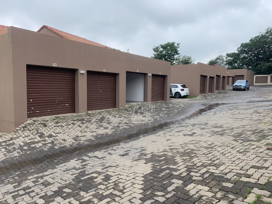 To Let 2 Bedroom Property for Rent in Halfway Gardens Gauteng