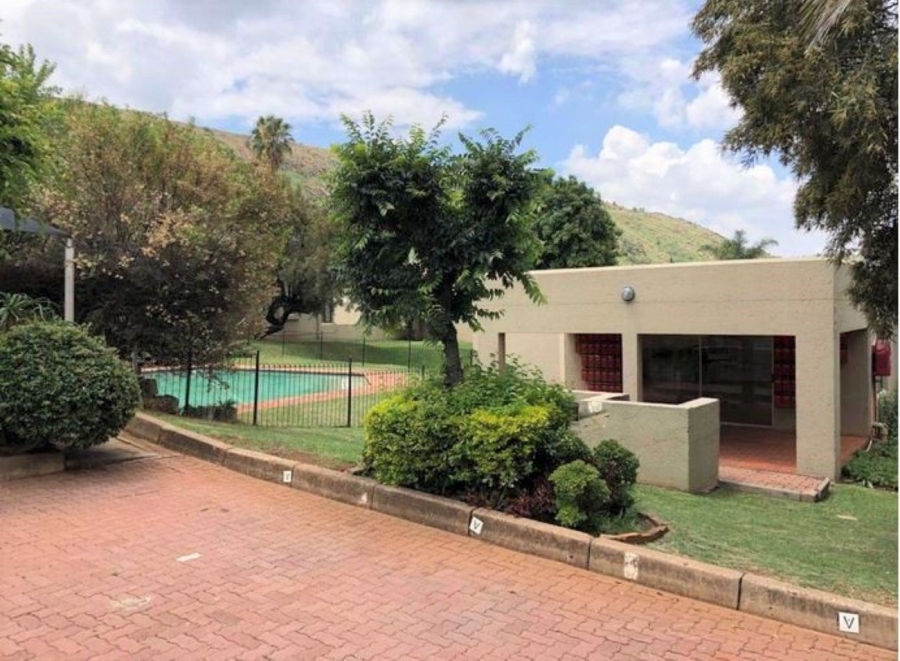 1 Bedroom Property for Sale in Bruma Gauteng