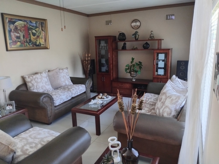 3 Bedroom Property for Sale in Marlands Gauteng