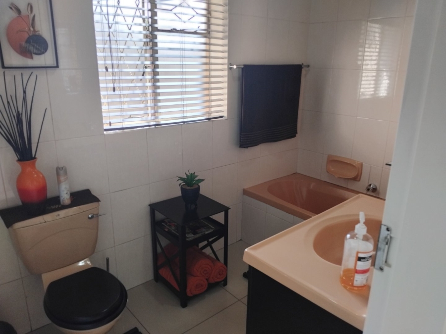 3 Bedroom Property for Sale in Marlands Gauteng