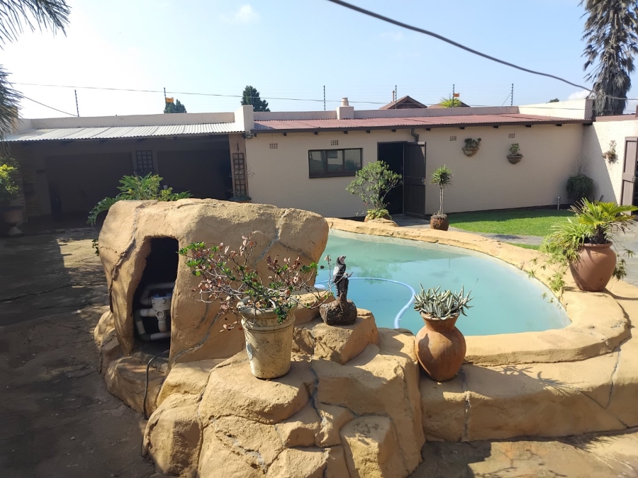 3 Bedroom Property for Sale in Marlands Gauteng