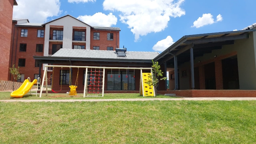 To Let 2 Bedroom Property for Rent in Klipspruit Gauteng