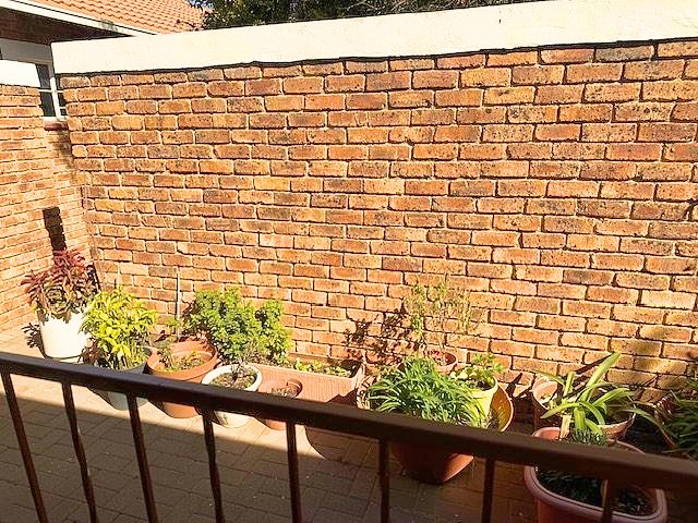 2 Bedroom Property for Sale in Honeydew Grove Gauteng