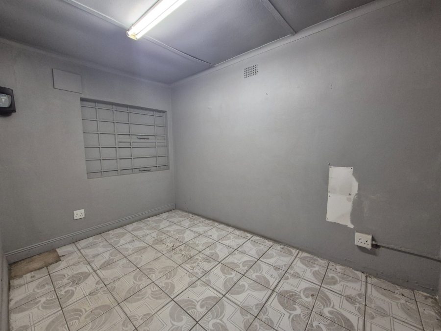  Bedroom Property for Sale in Eastleigh Gauteng