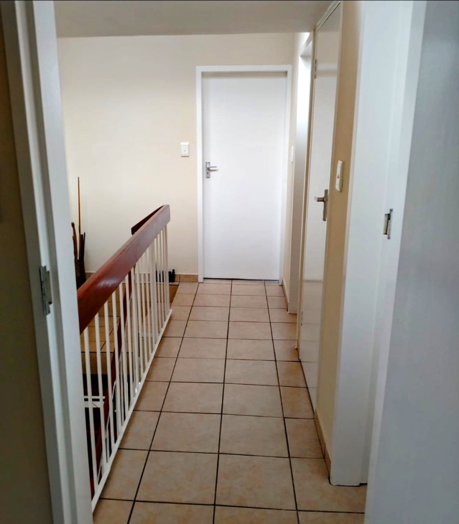 3 Bedroom Property for Sale in Queenswood Gauteng