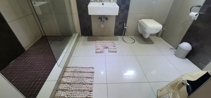 8 Bedroom Property for Sale in Erasmia Gauteng