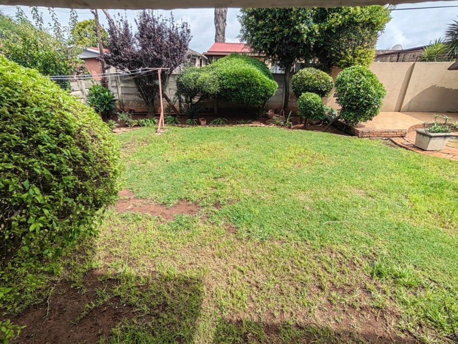5 Bedroom Property for Sale in Sophiatown Gauteng