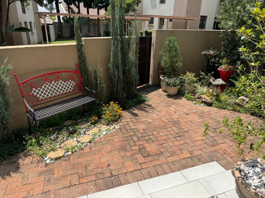 2 Bedroom Property for Sale in Dowerglen Ext 4 Gauteng