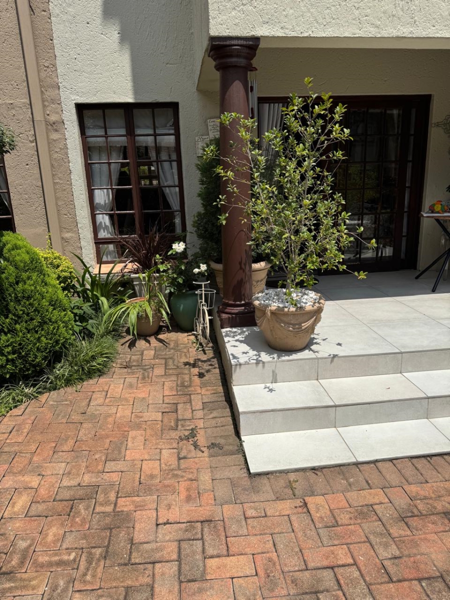 2 Bedroom Property for Sale in Dowerglen Ext 4 Gauteng