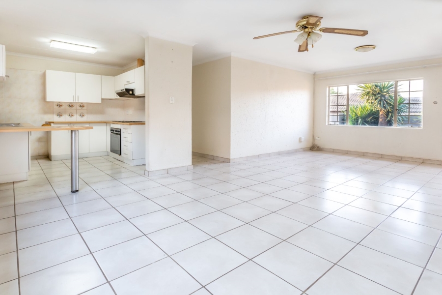 2 Bedroom Property for Sale in Allens Nek Gauteng