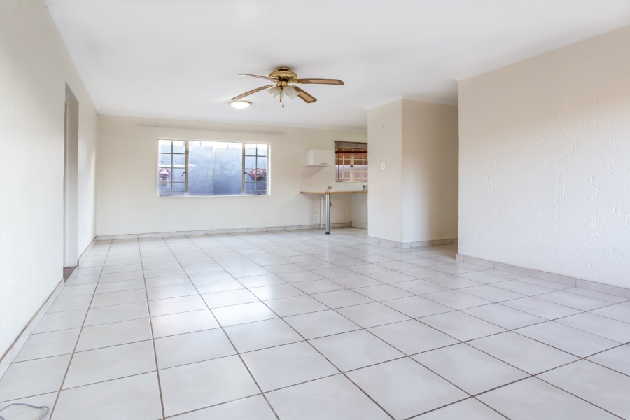 2 Bedroom Property for Sale in Allens Nek Gauteng