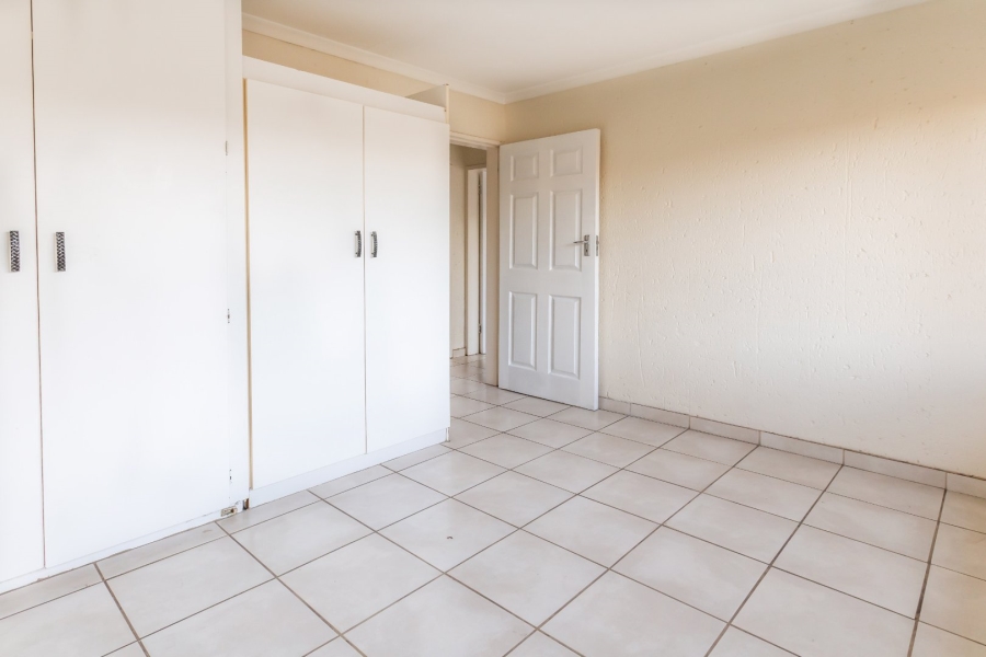 2 Bedroom Property for Sale in Allens Nek Gauteng