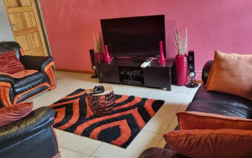 3 Bedroom Property for Sale in The Orchards Gauteng